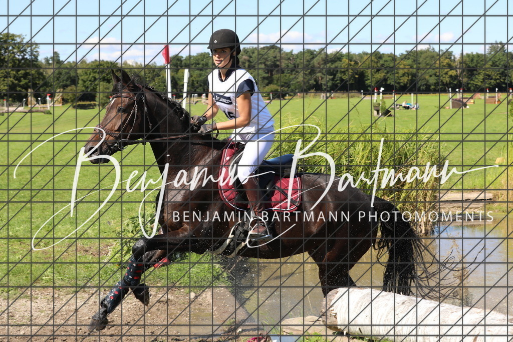 AZ2A0447 | Benjamin Bartmann Photomoments