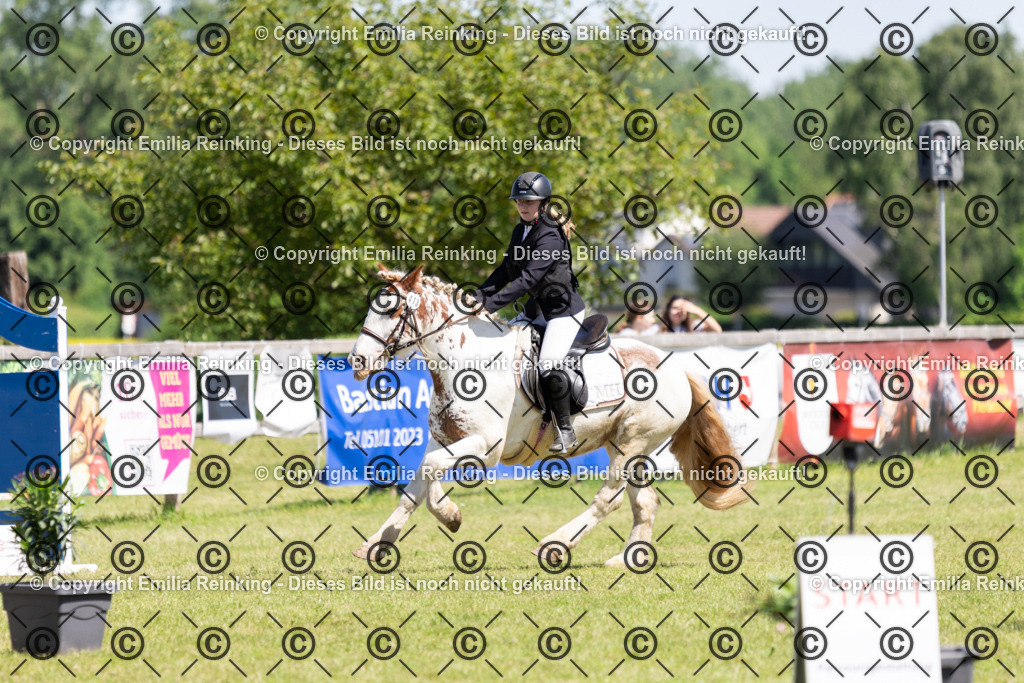 CL5A1080 | Emilia Reinking Fotografie - Realisiert mit Pictrs.com