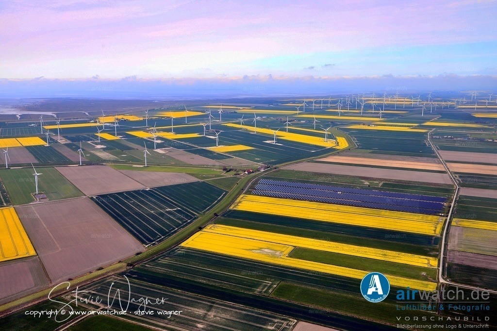 Luftbild Reußenköge, Bredstedter Koog im Kreis Nordfriesland | Entdecken Sie atemberaubende Luftbilder und Fotografien auf airwatch.de - Tauchen Sie ein in eine Welt voller faszinierender Aufnahmen aus der Vogelperspektive.