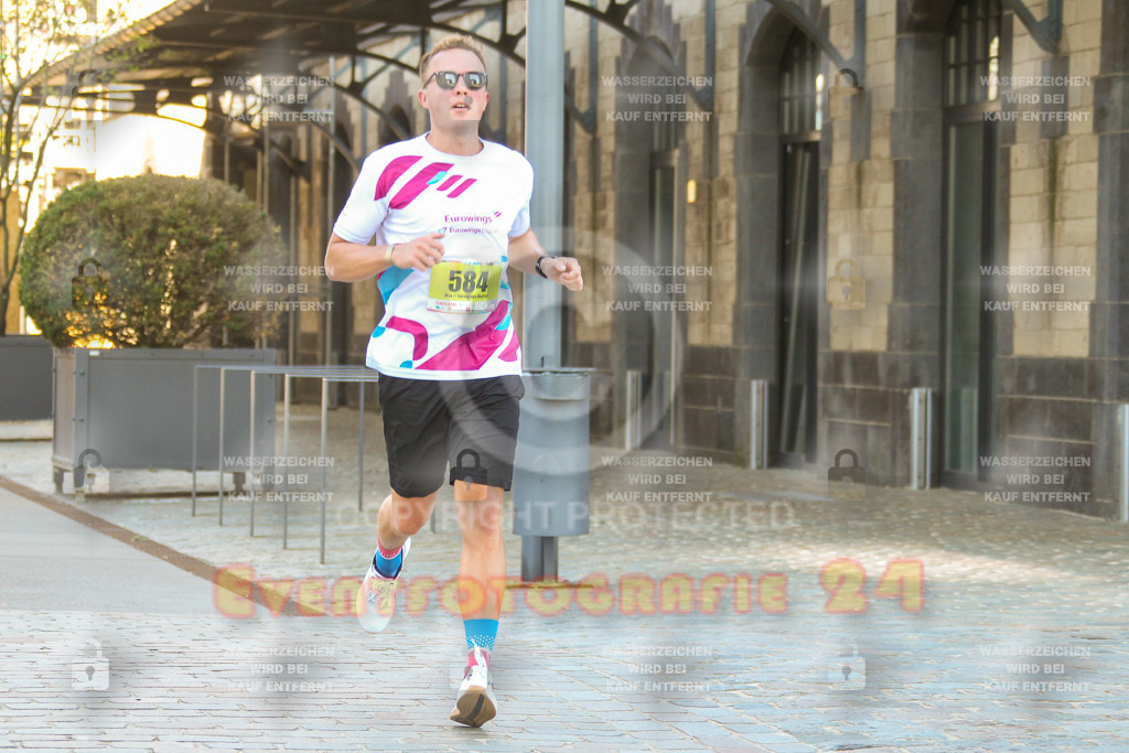 240921_1328_EV4_8351 | Sportfotografie im Rhein-Sieg Kreis, Köln, Bonn, NRW, Rheinland Pfalz, Hessen, etc. Unser Tätigkeitsfeld umfasst den Laufsport vom Volkslauf über den Marathon, Duathlon, Triathon bis zum Ultralauf wie Kölnpfad Ultra oder Schindertrail.