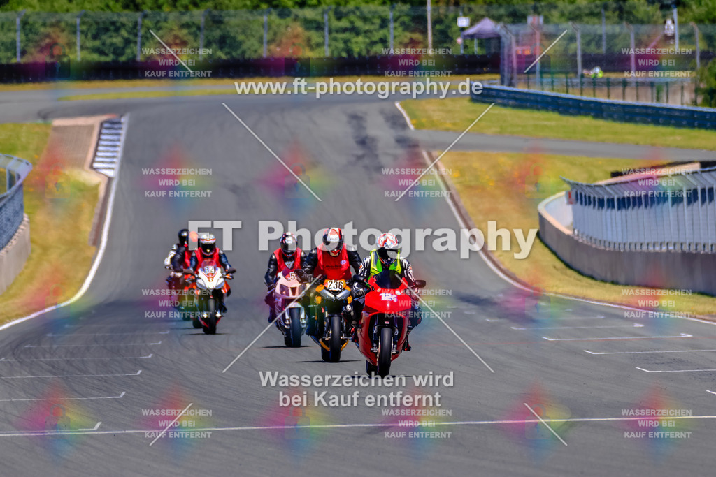 _TCM6056 | Hier findet Ihr Bilder von Touristenfahrten auf der Nürburgring Nordschleife oder von anderen Veranstaltungen die ich besucht habe. Viel Spass beim Durch Schauen 