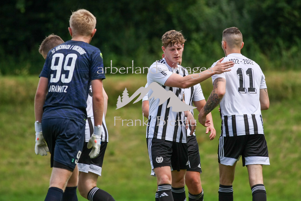 993T1813 | Medien- Sport- Entertainmentfotos