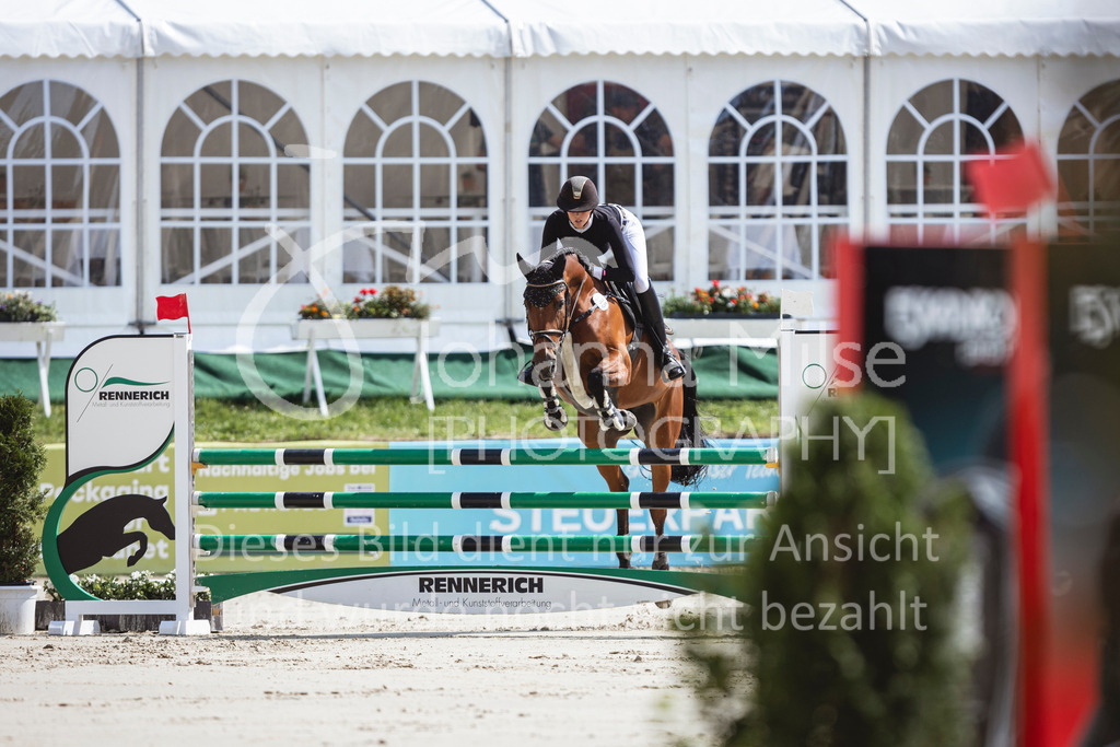 240711_BHO_L-Stil-2-538 | Deine schönsten Turniermomente als professionelle Fotos! Entdecke hochwertige Pferdesport-Fotografie im Online-Shop. Jetzt Fotos finden & bestellen!