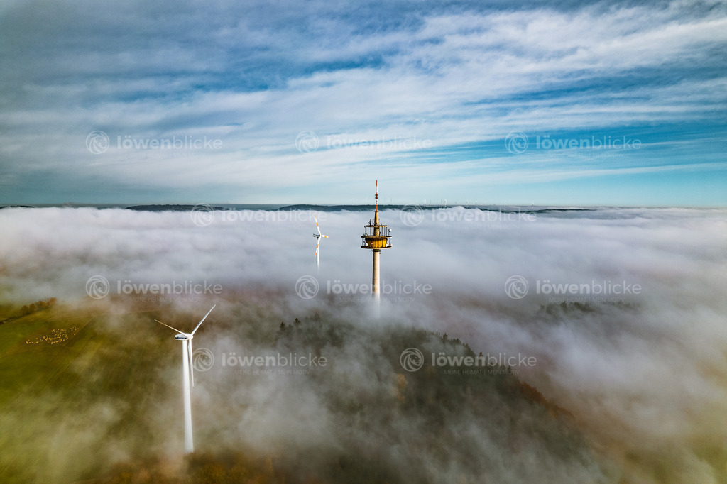 Funkturm Stötten im Nebel | löwenblicke | shop