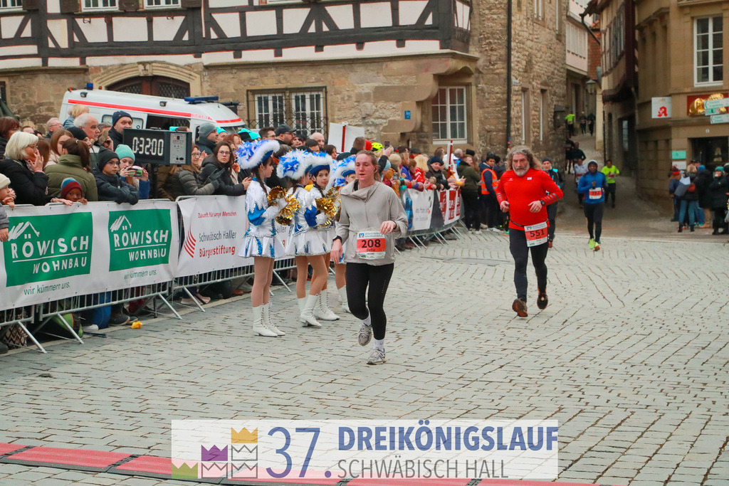 VR Bank Hauptlauf 10000m | 3 Koenigslauf 2023 - Realisiert mit Pictrs.com