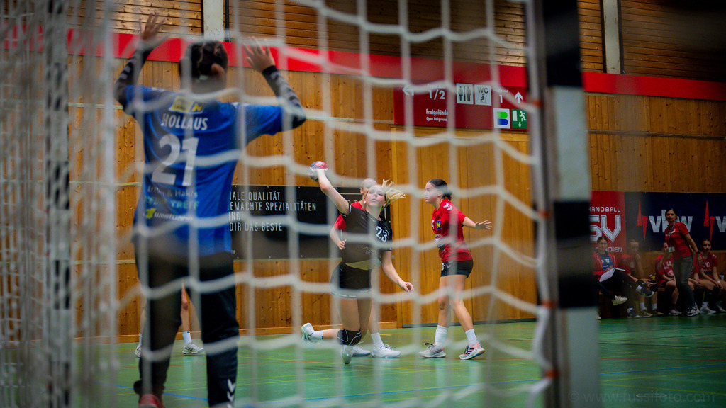 2024-09-28-ssv-st.pölten-U18-205 | "Fussifoto.com – Ihr Ansprechpartner für hochwertige Fotografie! Entdecken Sie kreative Bilder und professionelle Dienstleistungen. Kontaktieren Sie uns für Ihre Projekte!"