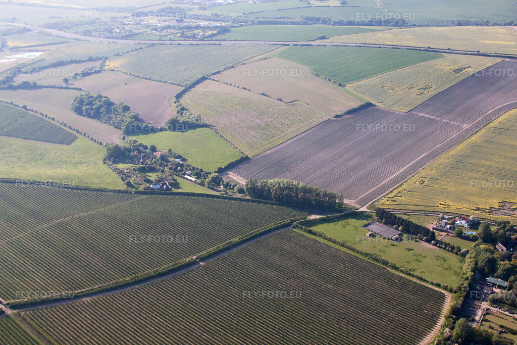 Vue aérienne: Vue de la ville à Chislet dans le département Angleterre, Grande Bretagne. Photo: IMG_50361.jpg prise le 27/05/2012 par Werner Riehm/FLY-FOTO.eu – Résolution de l'original: 4752 x 3168 px