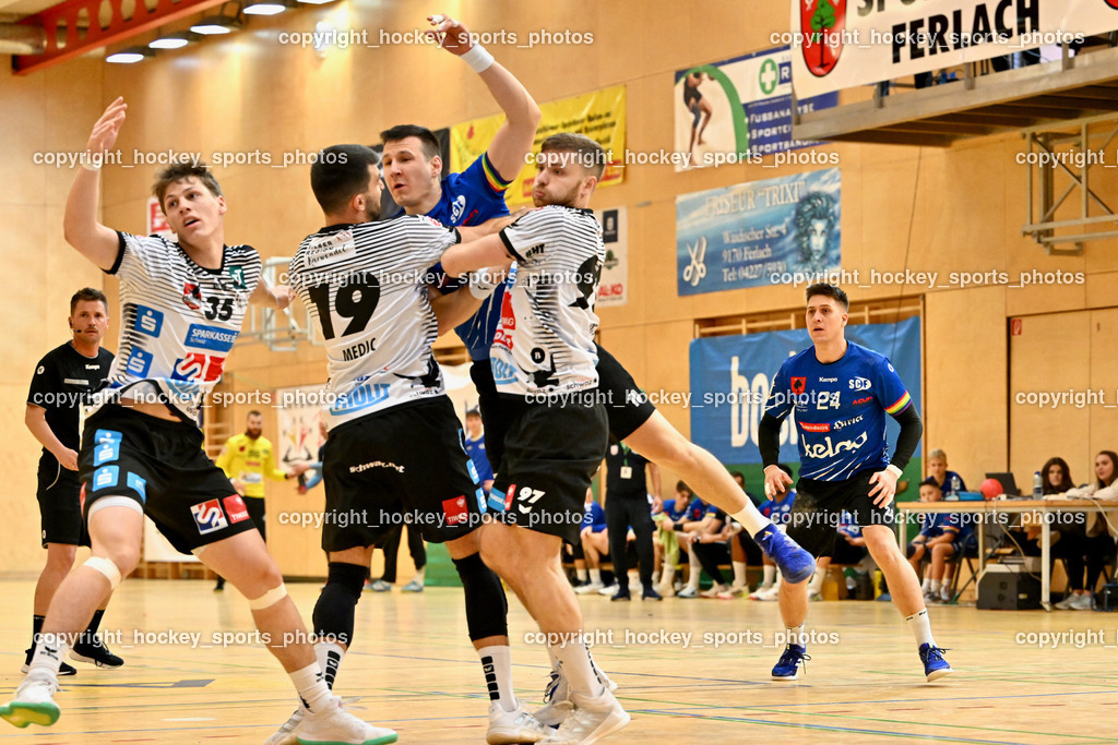 SC Ferlach vs. Schwarz Tirol Handball | #35 Wagner Thomas Schwaz Tirol Handball, #19 Medic Petar Schwaz Tirol Handball, #10 Perkusic Toni SC Ferlach, #97 KOFLER Samuel Schwaz Tirol Handball, #24 JOVANOVIC Mladan SC Ferlach, SC Ferlach vs. Schwaz Tirol Handball, SC Ferlach vs. Schwaz Tirol Handball am 12.10.2024 in Ferlach (Ballspielhalle Ferlach), Austria, (Photo by Bernd Stefan)