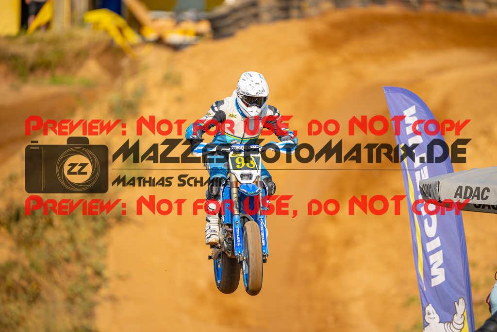 MaZZes-Fotomatrix-20260815-602164 | S2