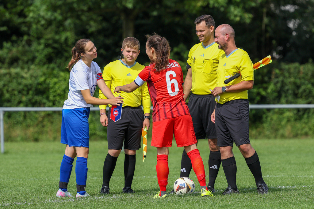 20250727_AHP-FCH_008 | Fotopresso – Sportfotografie in Heidenheim & Umgebung. Professionelle Sportfotografie für unvergessliche Momente. Dynamische Action-Shots, emotionale Szenen & hochwertige Bilder. - Realisiert mit Pictrs.com