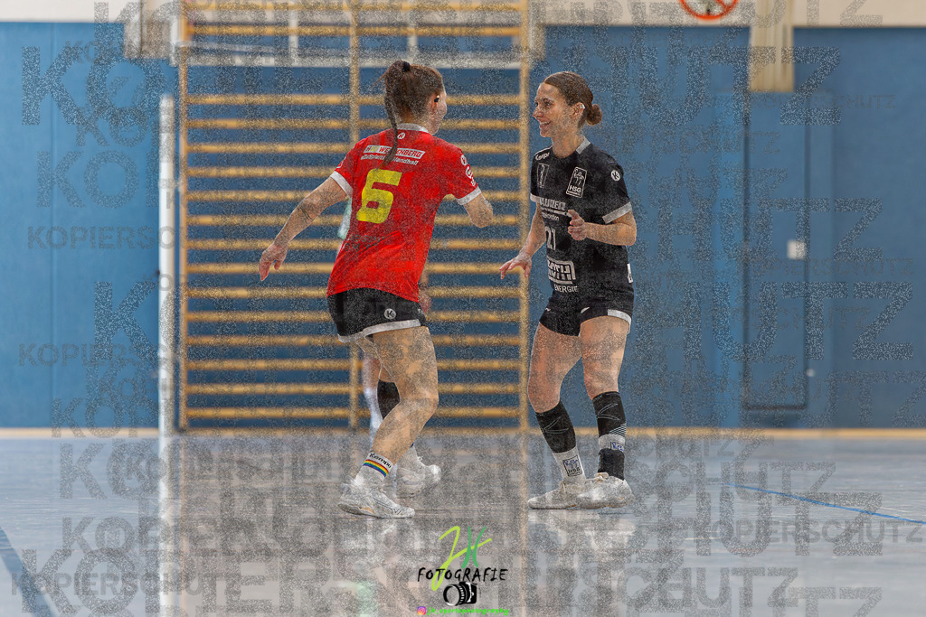 HSG Wettenberg - HSG Lumdatal | Wiederholungs-/Entscheidungsspiel um die Meisterschaft in der Frauen Oberliga Mitte und Aufstieg in die RegionalligaHSG Wettenberg - HSG Lumdatal am 11.05.2025 in Launsbach (Wettenberg) (Halle GS Launsbach (Wettenberg))Photo © 2025 - Jörg Heinrich - Realisiert mit Pictrs.com