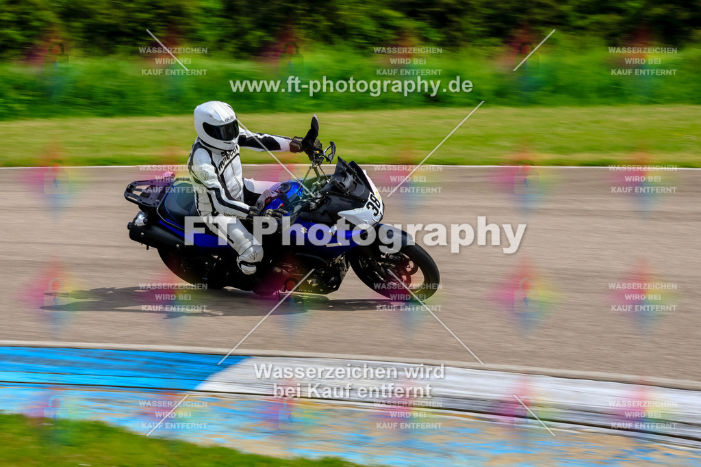 MotoTeam-9282 | Hier findet Ihr Bilder von Touristenfahrten auf der Nürburgring Nordschleife oder von anderen Veranstaltungen die ich besucht habe. Viel Spass beim Durch Schauen 