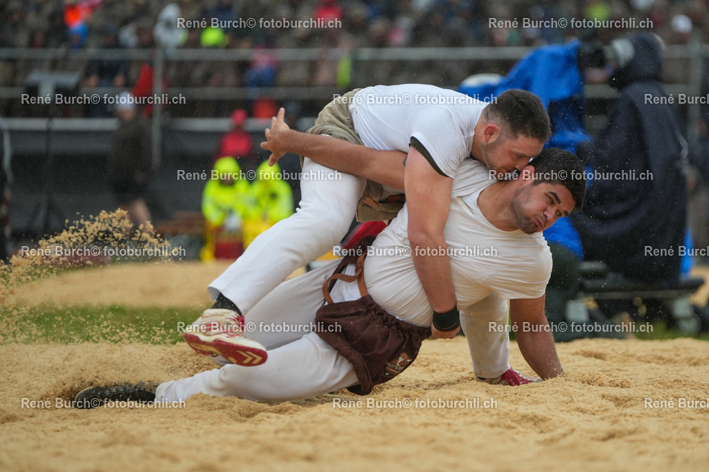 180 | René Burch leidenschaftlicher Fotograf aus Kerns in Obwalden.  Hier finden sie Sport, Landschaft und Natur Fotografie.
 - Realisiert mit Pictrs.com