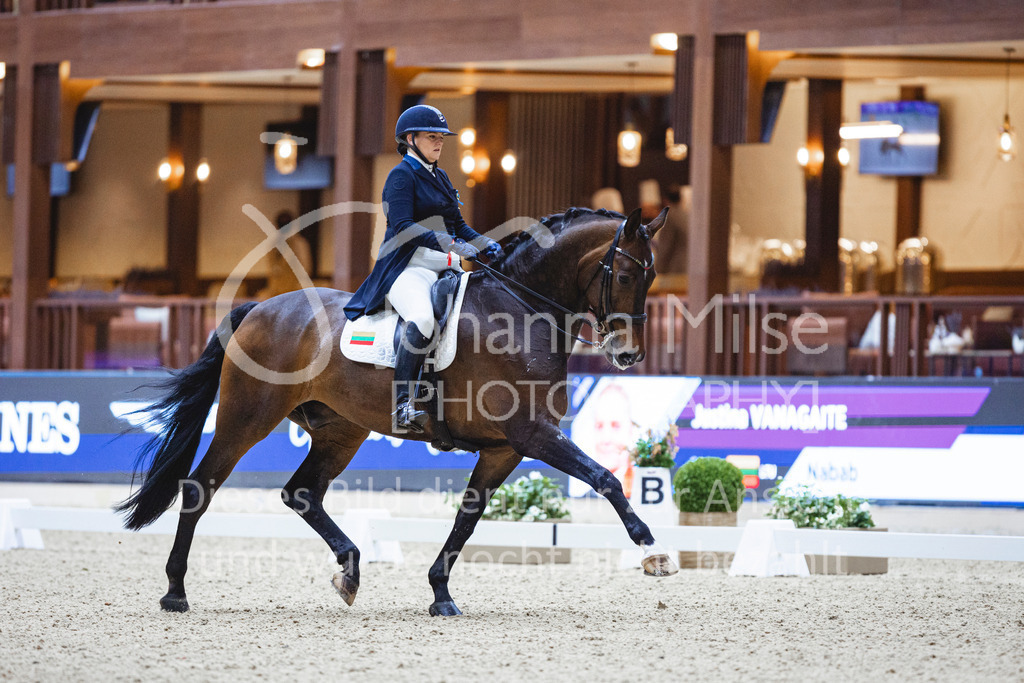 240417_Riyadh_Dressage-154 | Deine schönsten Turniermomente als professionelle Fotos! Entdecke hochwertige Pferdesport-Fotografie im Online-Shop. Jetzt Fotos finden & bestellen!