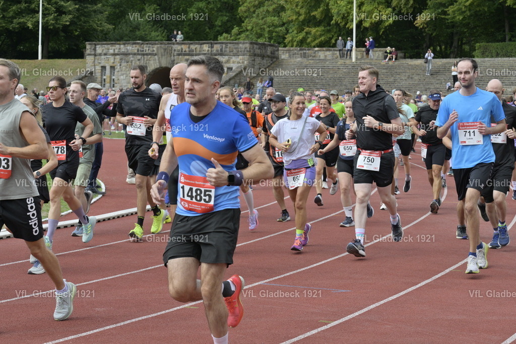 2026-08-23_Sparkassenlauf_10KM_Peter_000040 | Die Fotografen - Realisiert mit Pictrs.com