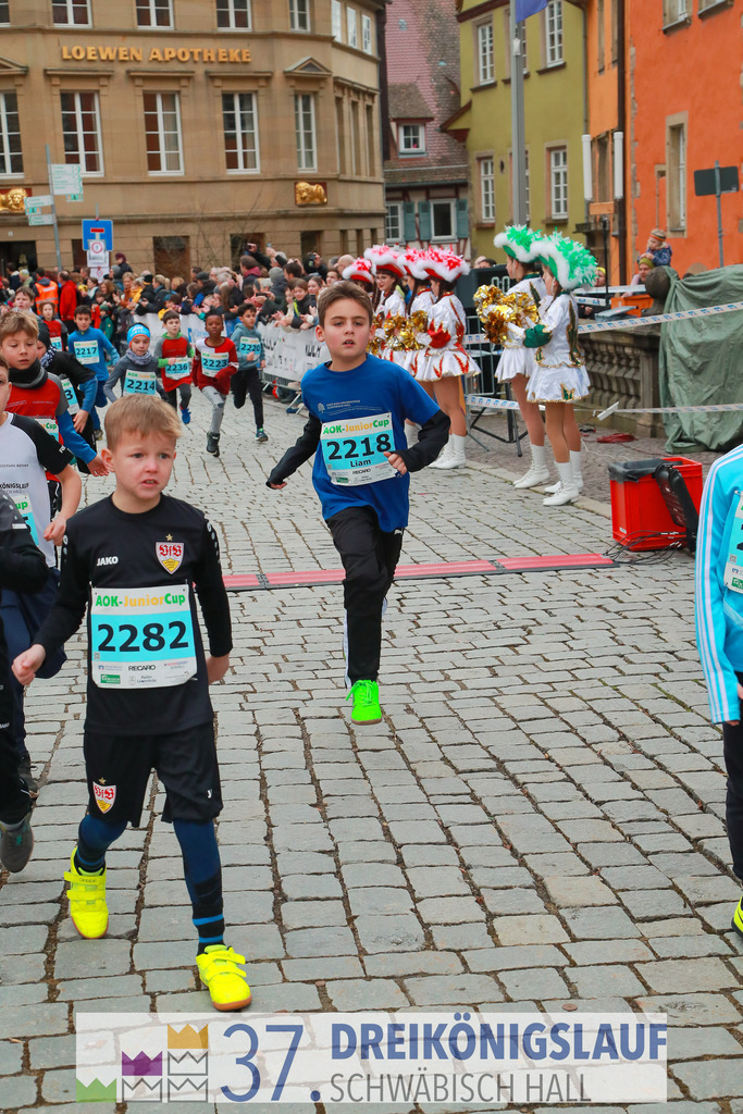 AOK JuniorCup 400m | 3Koenigslauf 2023 - Realisiert mit Pictrs.com