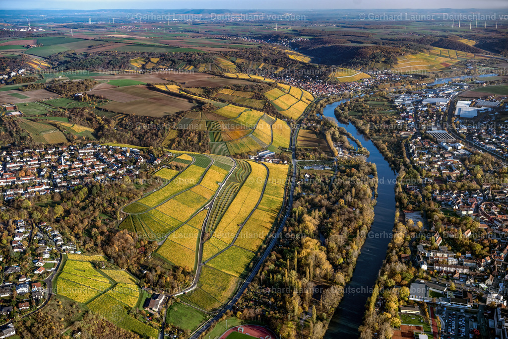 4042235 | Weinbergslandschaft an der Mainschleife bei Escherndorf und Nordheim