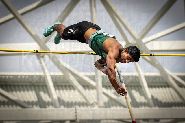 Golden Oval; Dresden, 31.05.2026 | DRESDEN , GERMANY - MAY 31:  Hussain Al Jizam (KSA / Saudi Arabia) competes in the men’s pole vault during the Golden Oval Continental Tour Silver meeting on May 31, 2026 at Heinz-Steyer-Stadion in Dresden, Saxony, Germany.