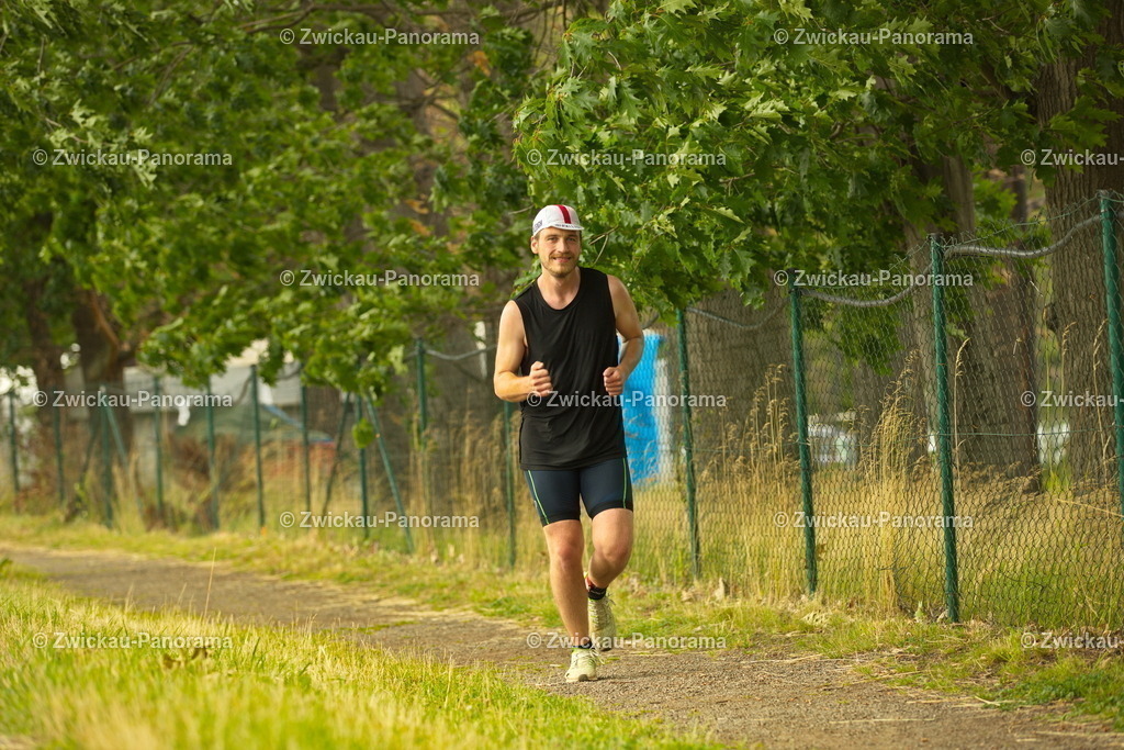 2023_0630_KoberTriathlon_Jeder0761 | Urban. Natur. Panorama. Luftbild. 
Der Bildershop für aufregende Perspektiven!
Für Deko, Wandbild und Kalender!
Wir bringen LED-Bilder zum Leuchten!
