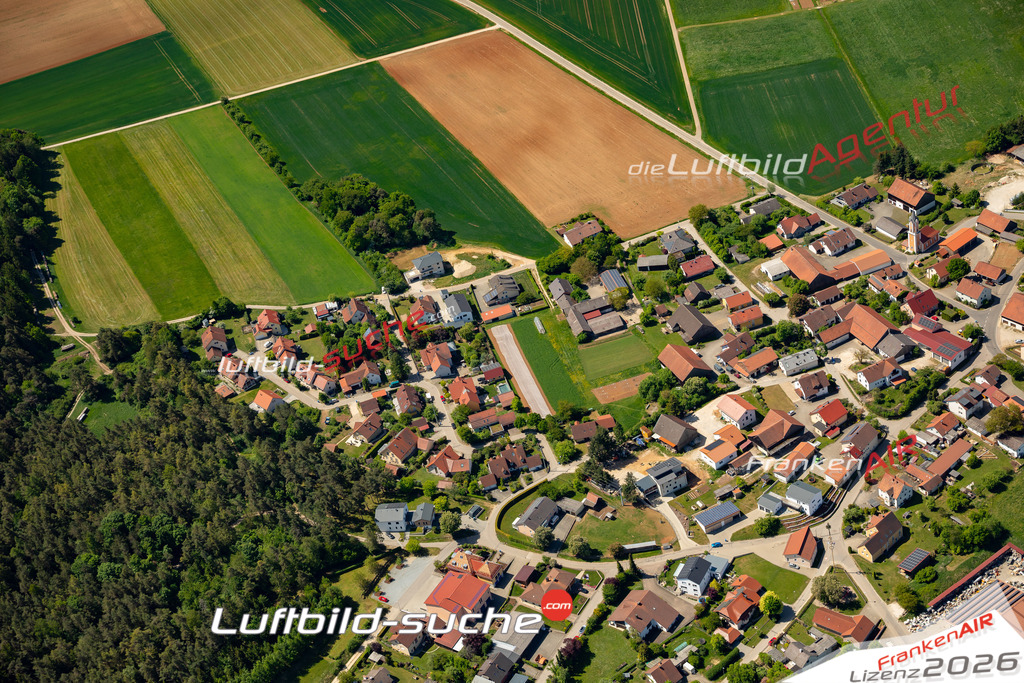 Luftbild Vs Google Maps  Dürn  Breitenbrunn -Das Luftbild wurde 2025 vom UL-Flugzeug heraus erstellt ( keine Drohne ) - Hochauflösende Luftaufnahme -Nicht vergleichbar mit Google Maps oder Satelittenbilder- Die Geschenkidee !Mit Lizenz und Bildrechte bestellbar