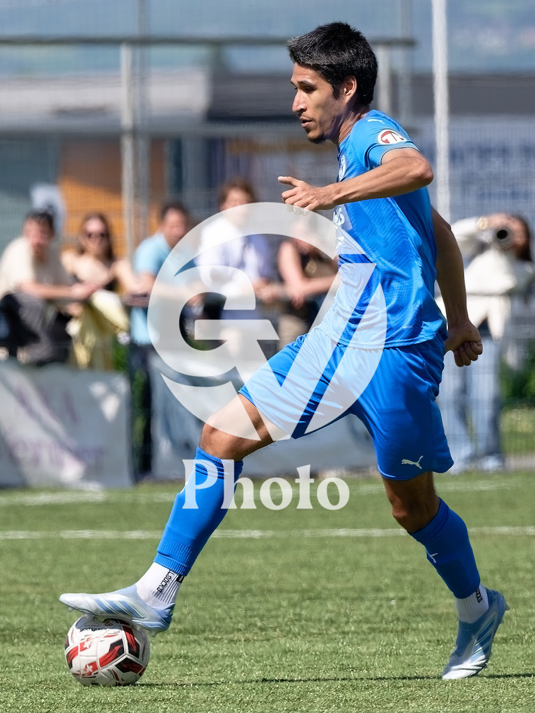 FC Vernier  v UGS FC  - 2eme ligue inter  | Geneva, Switzerland - April 19 : during the 2eme ligue inter  match between FC Vernier  and UGS FC  at Stade de Vernier on April 19 , 2026 in Geneva, Switzerland.