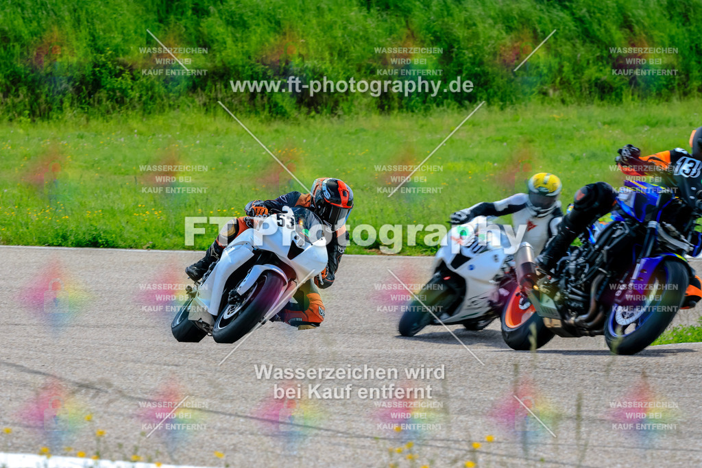 MotoTeam-0368 | Hier findet Ihr Bilder von Touristenfahrten auf der Nürburgring Nordschleife oder von anderen Veranstaltungen die ich besucht habe. Viel Spass beim Durch Schauen 