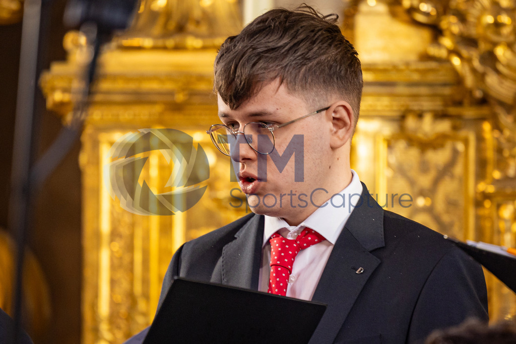 RR5M7883 | Firmung Klagenfurt-Dom 19.05.2024 8 Uhr