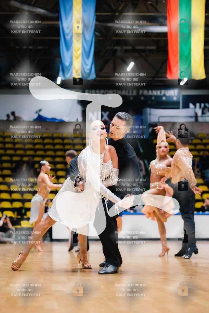 Hessen Tanzt WDSF Open Youth Latin 1st (30) Adria Hernandez _ Emilija Ulcinaite (Spain)-2025-05-17-2395 | Webshop for digital downloads and prints of dance sport, event & show photographer Julian Link - Realisiert mit Pictrs.com