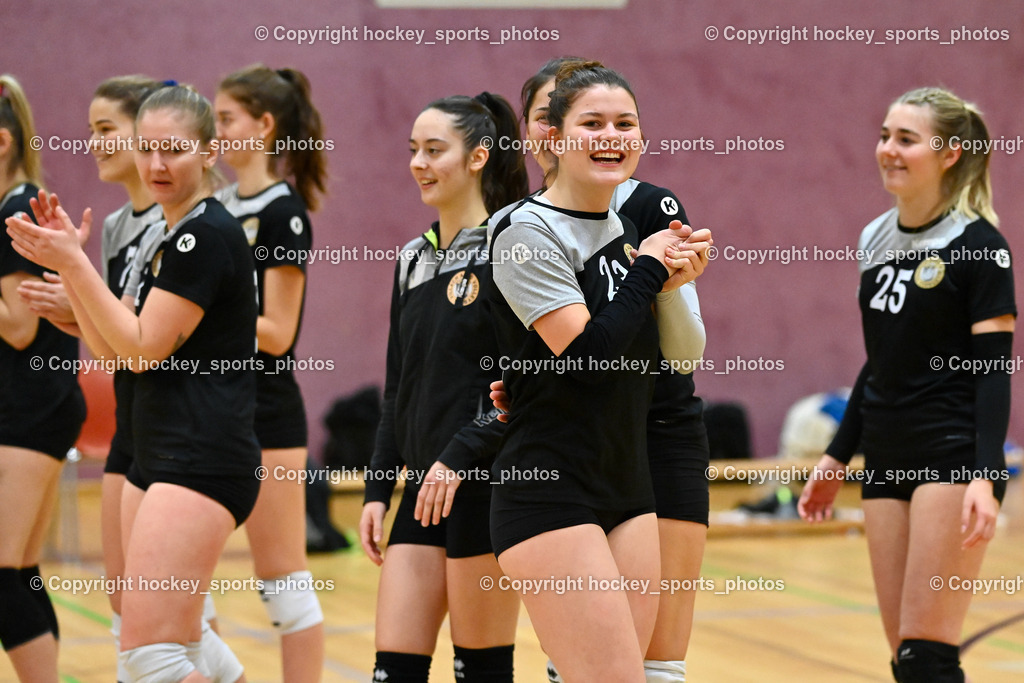 Askö Volley Eagles vs. Mühlviertel Volleys 17.12.2022 | Jubel Askö Villach Mannschaft, #23 VEIGL Valentina