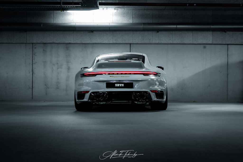 R6AT6588 _Alexander Tschuncky | Entdecken Sie die faszinierende Welt von Alexander Tschuncky Arts: Kreative Fotografie, atemberaubende Automobilkunst und hochwertiger Bilderdruck. Lassen Sie sich inspirieren! - Realisiert mit Pictrs.com