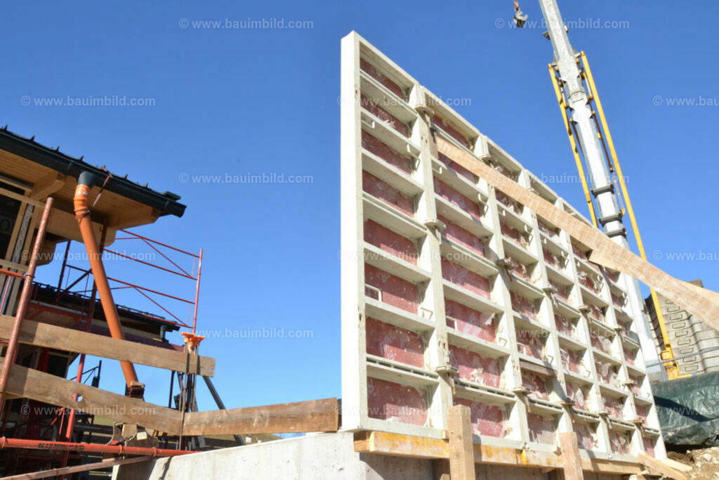 bib-lg04-betonarbeiten-0691 | Nach LV-Leistungsgruppen sortierte Detailfotos über den Bau eines Hauses. Alle Hausbau-Bilder direkt vom Urheber und Autor der Website Haus-Selber-Bauen.com