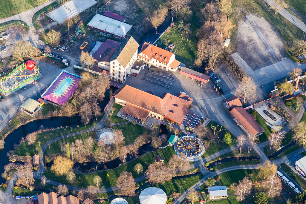 Luftbild: Freizeitzentrum - Vergnügungspark Didiland in Morsbronn-les-Bains im Bundesland Bas-Rhin in Frankreich. – Foto: IMG_104959.jpg vom 21.03.2018 durch Werner Riehm/FLY-FOTO.de – Auflösung des Originals: 5472 x 3648 px