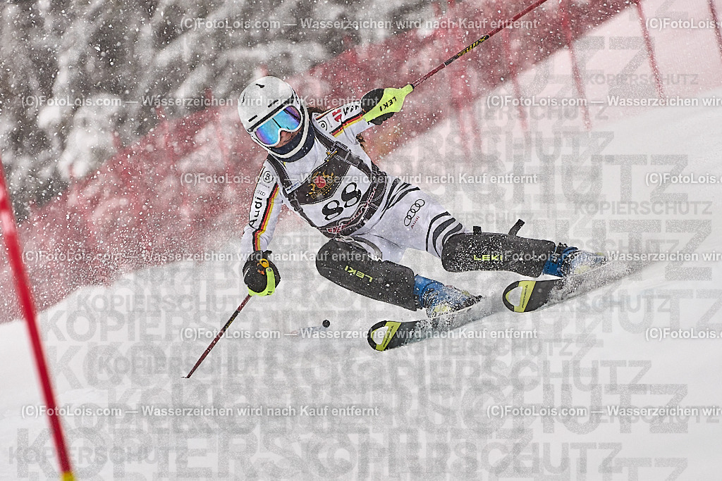 _ALP9187_MASTERS-WM_Reiteralm_CD_SL-I_RADER Michaela | FISWORLD CHAMPIONSHIPSMASTERS ALPINE SKIING, 23. – 28. MÄRZ 2026 - REITERALM | STMK | AUT.   Veranstaltet vom Masters-Referat des Deutschen Skiverbandes (DSV). Durchführende Organisation: WSV Pichl-Reiteralm, unterstütutzt von den Bergbahnen REITERALM bei Schladming und SKI AUSTRIA.                            Disziplinen:  Super-G, GiantSlalom, Slalom.                                                 Kategorien:  A (Herrn 30-59 Jahre), B (Herrn ab 60 Jahre), C (Damen 30-59 Jahre), D (Damen ab 60 Jahre).                Rennstrecken:   Gasselhöhe und Muldenliftpiste auf der Reiteralm.