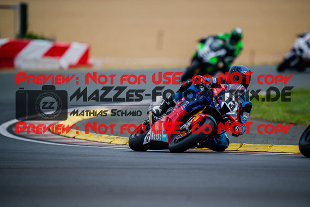 MaZZes_FotoMatrix_220723_6895 | PRO SUPERSTOCK