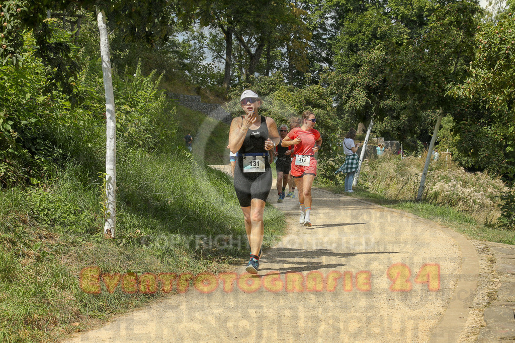 250824_1336_EX1_2946 | Sportfotografie im Rhein-Sieg Kreis, Köln, Bonn, NRW, Rheinland Pfalz, Hessen, etc. Unser Tätigkeitsfeld umfasst den Laufsport vom Volkslauf über den Marathon, Duathlon, Triathon bis zum Ultralauf wie Kölnpfad Ultra oder Schindertrail.