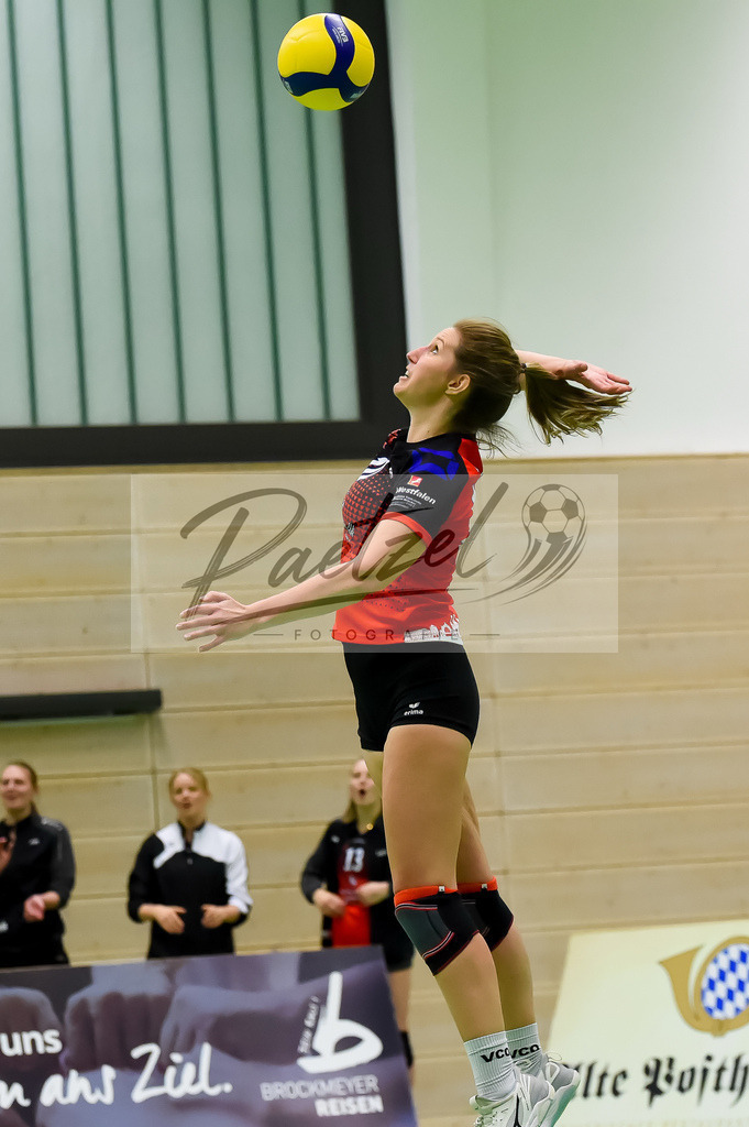 VCOBWA20211106_018 | Volleyball, Frauen:   bei dem Spiel der 3. Liga West zwischen VC Osnabrueck und SV BW Aasee in der Schlosswallhalle am 06.11.2021 in Osnabrueck, Deutschland. - Realisiert mit Pictrs.com