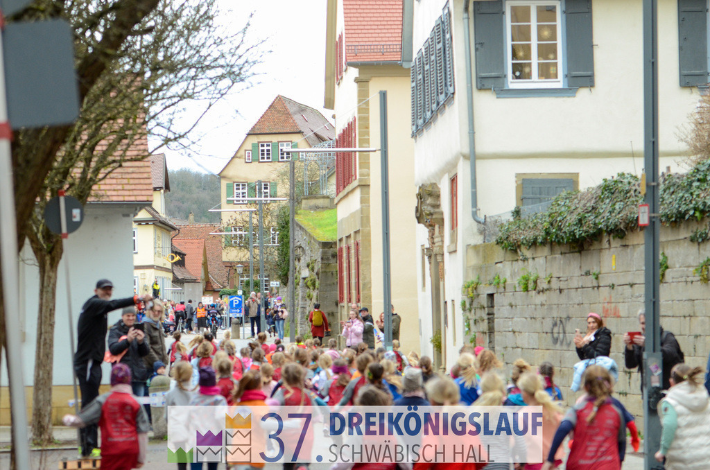 AOK JuniorCup 400m | 3Koenigslauf 2023 - Realisiert mit Pictrs.com
