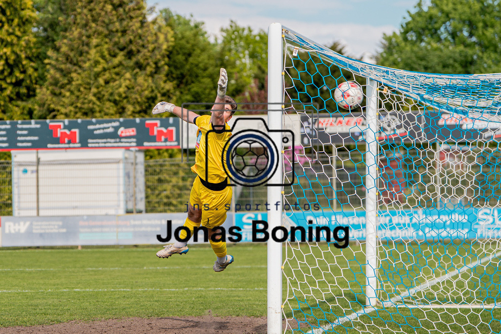 Fußball I Herren I Saison 2025-2026 I Regionalliga Nord I 34. Spieltag I SSV Jeddeloh II - SV Drochtersen-Assel I 03971 | Moritz Ben Onken (1, SSV Jeddeloh II) - Realisiert mit Pictrs.com