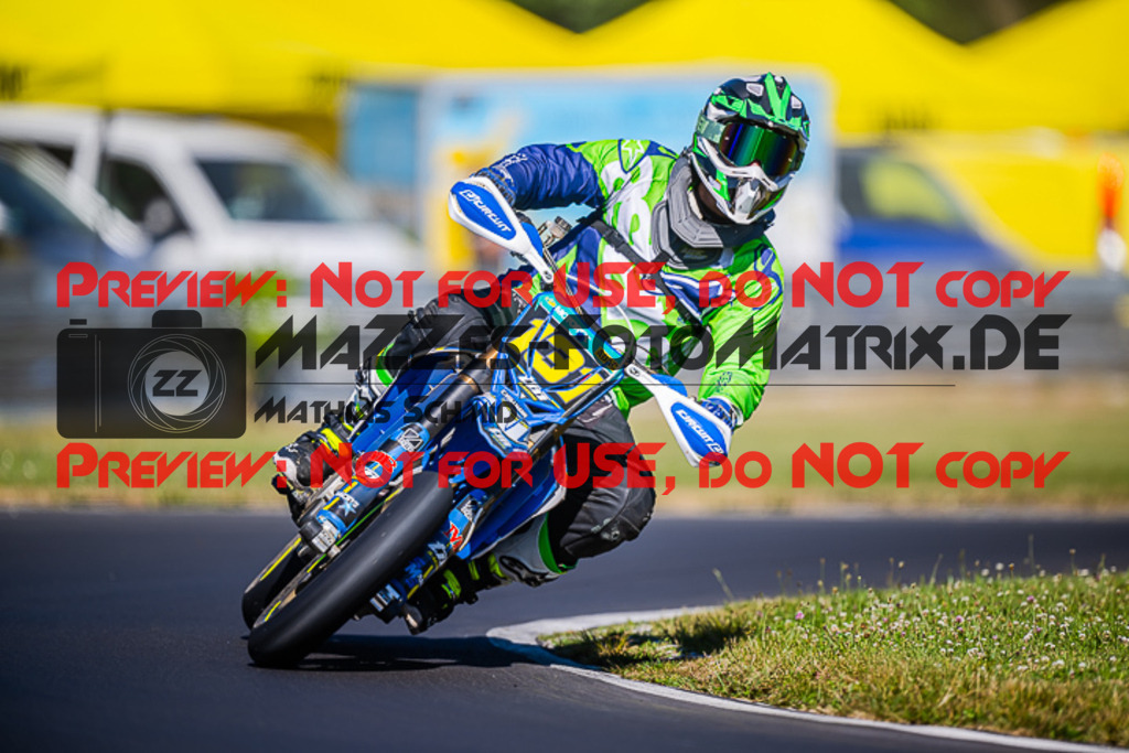 MaZZes_FotoMatrix_220702_2170 | UE40