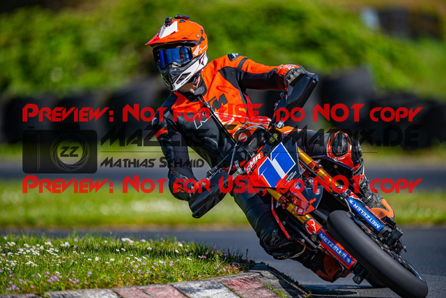 MaZZes_FotoMatrix_240430_6007705_0770 | Fotograf Mathias Schmid
Sportfotograf,
Eventfotograf,
Hochzeitsfotograf,
Portraitfotograf