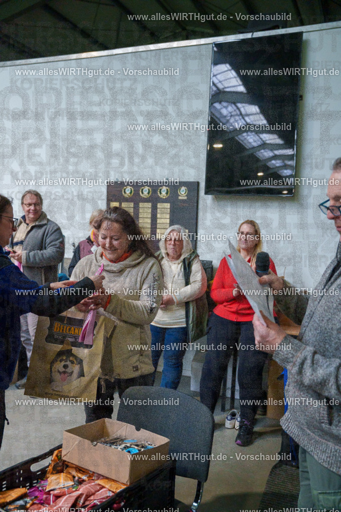 7R506624 | Professionelle Tierfotografie in Mönchengladbach von Daniel Wirth (allesWIRTHgut). Liebevolle & natürliche Bilder von Hunden & Katzen für unvergessliche Erinnerungen.