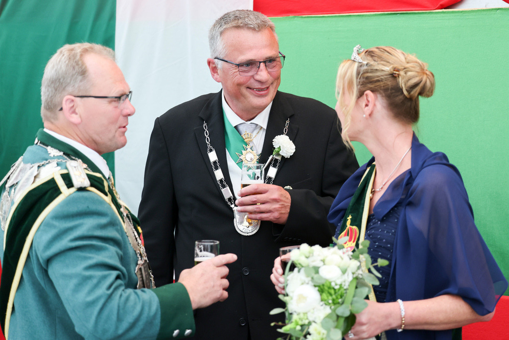 top-top.de 240516-148 | Foto, Video, Fotografie, Videografie, Fotobox, DJ, Discjockey, Musik, Musikbox, Veranstaltung, Photobooth, Amazon, Ebay, Buchtipp, Bestseller, Autor, Verlag, Buch, Wesel, Hamminkeln, NRW, Dinslaken, Rees, Drohne, Hochzeit, Party, Fotobox, Wesel, Fotograf