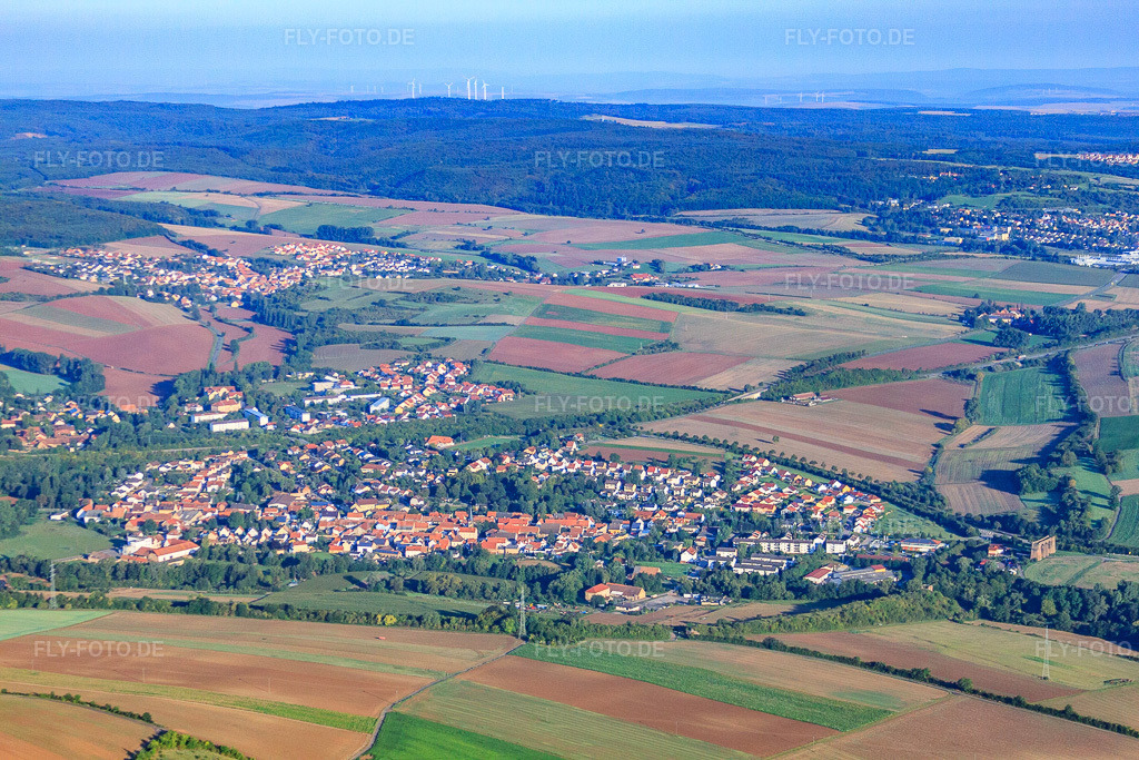 Luftbild: Ortsansicht aus Osten in Marnheim im Bundesland Rheinland-Pfalz in Deutschland. Foto: IMG_44460.jpg vom 20.08.2011 durch Werner Riehm/FLY-FOTO.de
