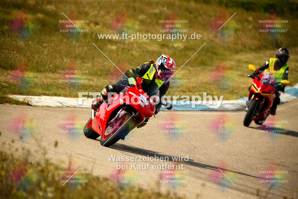 _MOT6465 | Hier findet Ihr Bilder von Touristenfahrten auf der Nürburgring Nordschleife oder von anderen Veranstaltungen die ich besucht habe. Viel Spass beim Durch Schauen 