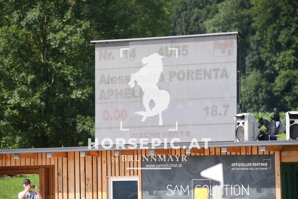 DL2Q1378 | Willkommen bei Brunnmayr - Design & Fotografie – Ihrem Spezialisten für Reitturniere und Pferdeveranstaltungen in Oberösterreich, Salzburg und Bayern! Seit über 17 Jahren sind wir leidenschaftlich dabei.