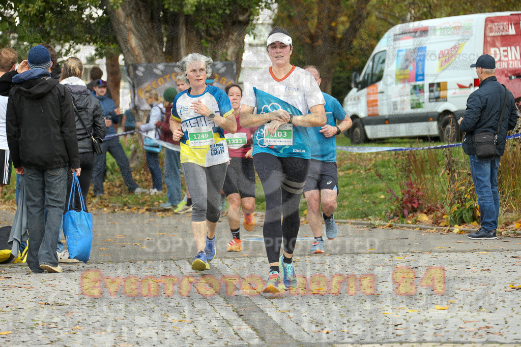 241020_1117_EX1_1827 | Sportfotografie im Rhein-Sieg Kreis, Köln, Bonn, NRW, Rheinland Pfalz, Hessen, etc. Unser Tätigkeitsfeld umfasst den Laufsport vom Volkslauf über den Marathon, Duathlon, Triathon bis zum Ultralauf wie Kölnpfad Ultra oder Schindertrail.