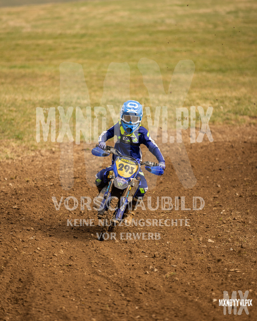 866A0657 | mxndyyvipix