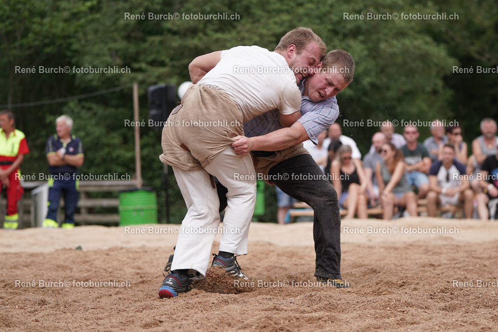 DSC00563-2 | René Burch leidenschaftlicher Fotograf aus Kerns in Obwalden.  Hier finden sie Sport, Landschaft und Natur Fotografie.
 - Realisiert mit Pictrs.com