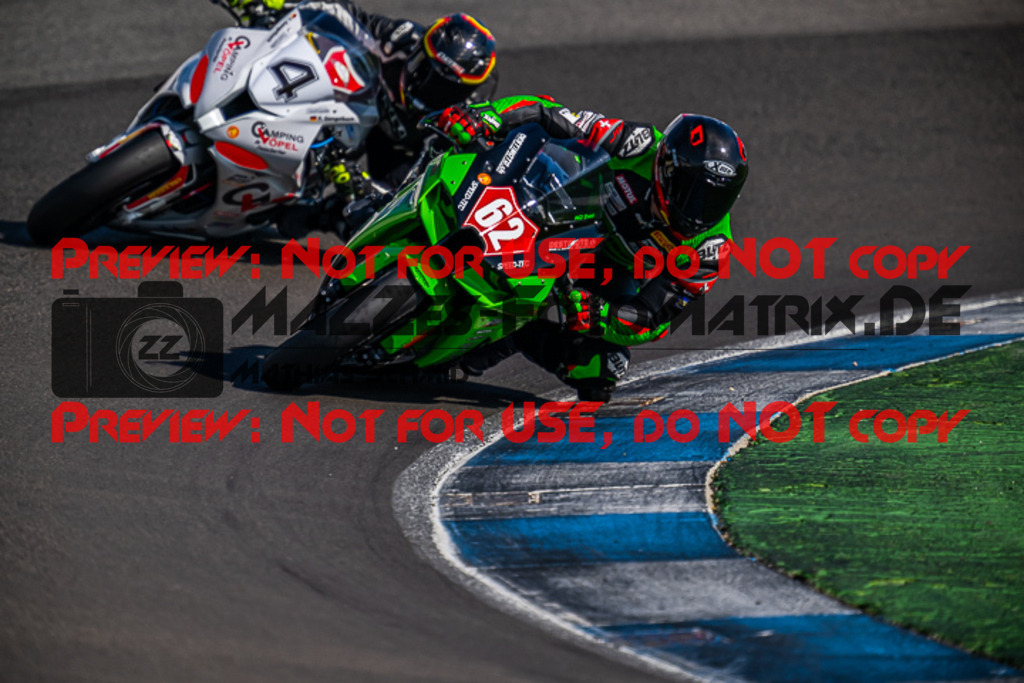 MaZZes_FotoMatrix_220923_2720 | PRO SUPERSTOCK
