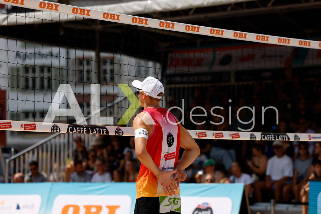 Obi BeachTour 2026 - Basel | BASEL, SWITZERLAND - JULY 19: LAURENZ LEITNER (AUT) during the Obi BeachTour 2026 match between LEITNER / KINDL (AUT) and BREER / KÄLIN (SUI) at Barfüsserplatz on July 19, 2026 in Basel, Switzerland. - Realisiert mit Pictrs.com